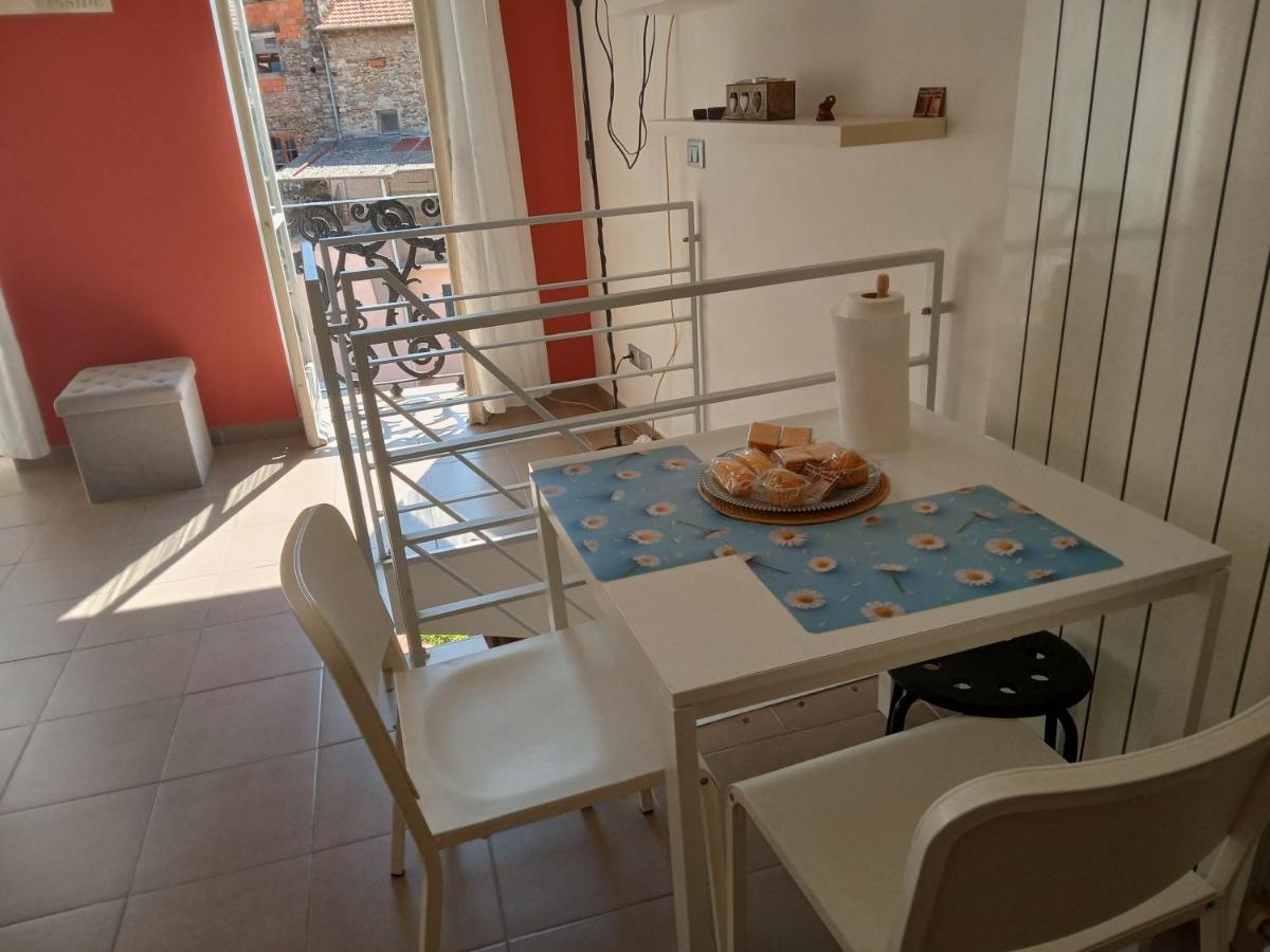 La Casetta Di Giulia โดลเชอักกวา ภายนอก รูปภาพ